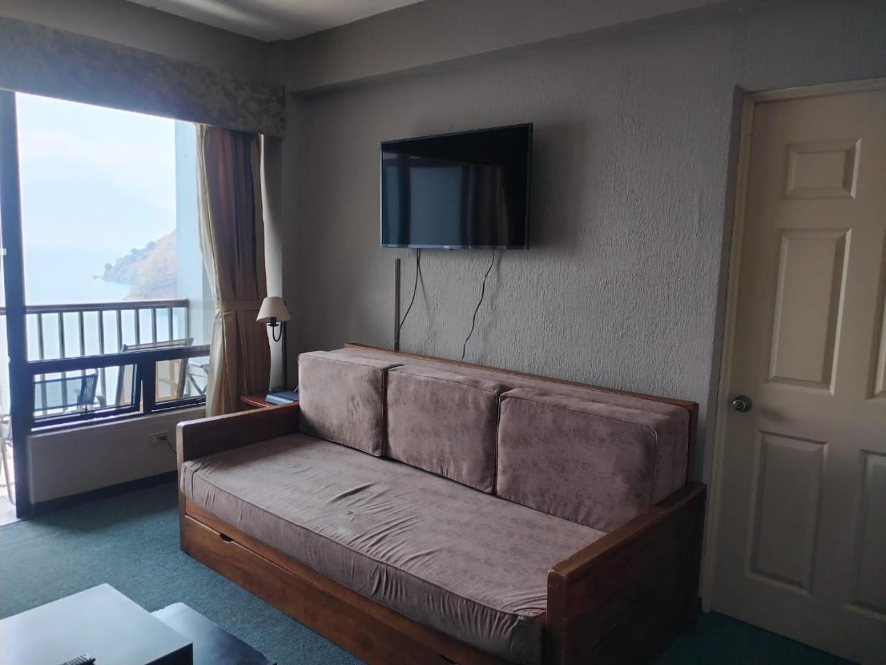 Sky view Atitlán lake suites ,una inmejorable vista apto privado dentro del lujoso hotel Panajachel Exterior foto